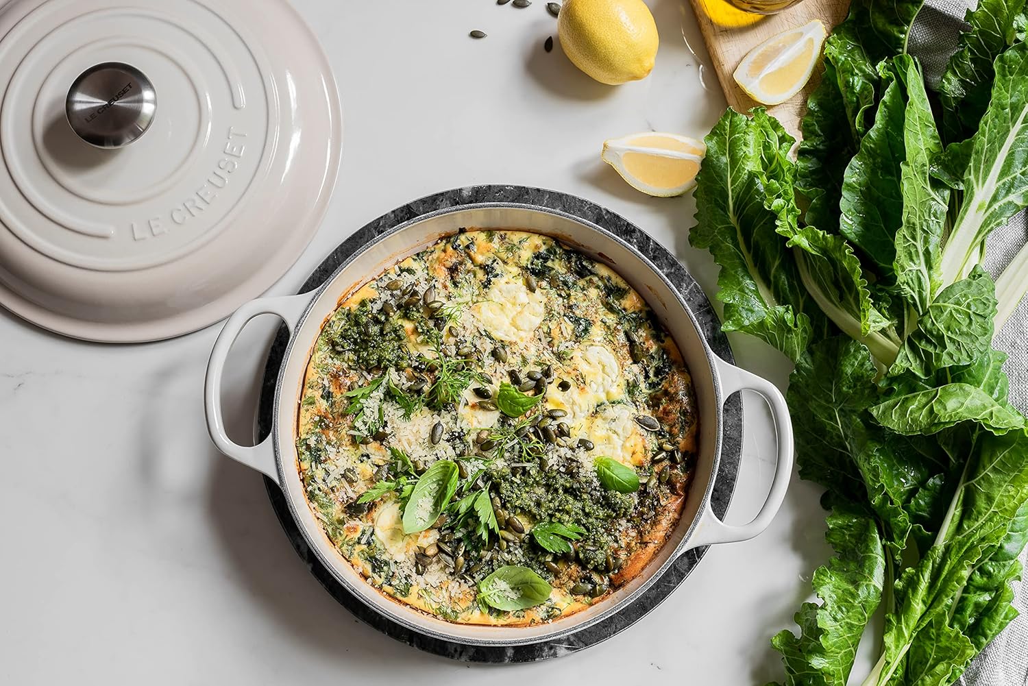 Le Creuset Signature żeliwny garnek Gourmet, okrągły, Ø 30 cm, 3,5 l, do wszystkich rodzajów kuchenek włącznie z indukcyjnymi, 5,55 kg, czerwony piec