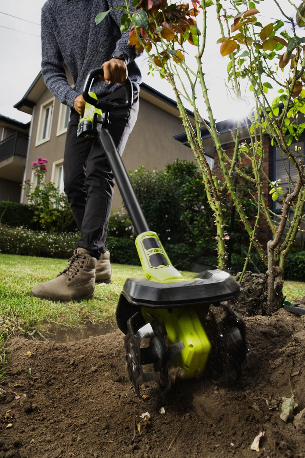 Ryobi Kultywator 18V RY18CVA-0, 3 Ustawienia Prędkości, Szerokość Pracy 20 cm, Teleskopowa Rękojeść, Wersja bez Akumulatorów i Ładowarki