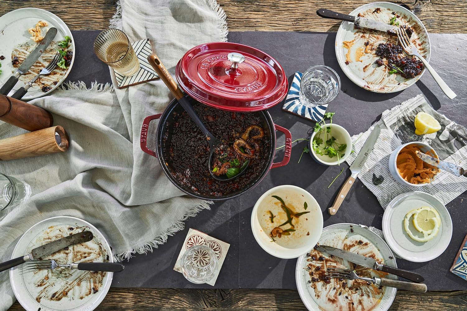 STAUB Garnek żeliwny, okrągły 28 cm, 6,7 L, Czarny