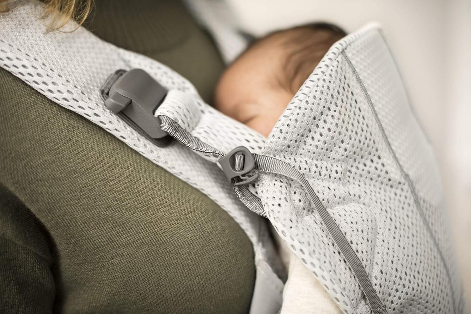 BabyBjörn Nosidełko dla niemowląt One Air, siatka 3D, szaro-beżowe