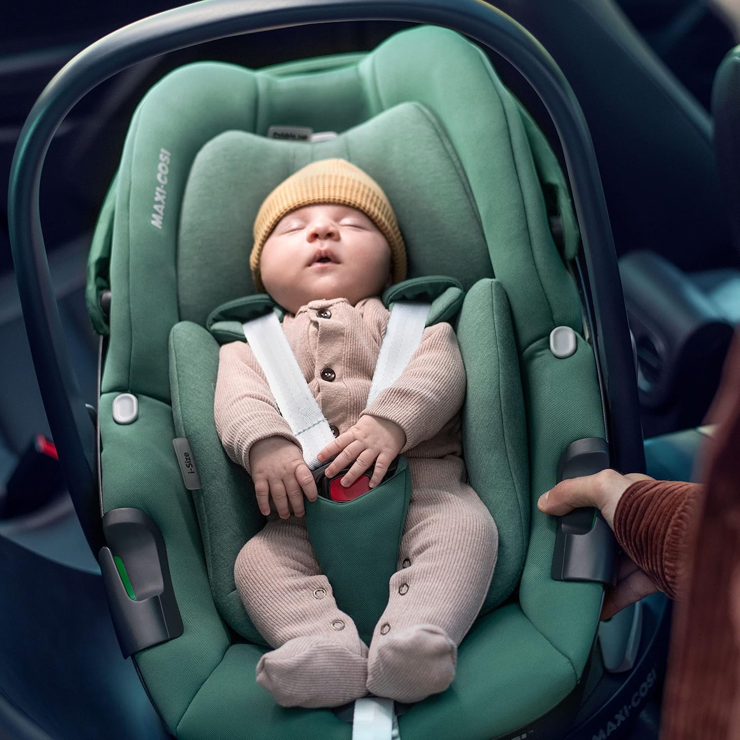 Maxi-Cosi Pearl 360 dla niemowlaka i-Size, Fotelik samochodowy obrotowy 360, od 3 miesięcy do 4 lat (61–105 cm), Obracanie jedną ręką, ClimaFlow, Uprząż z systemem Easy-In, G-CELL, Authentic Graphite