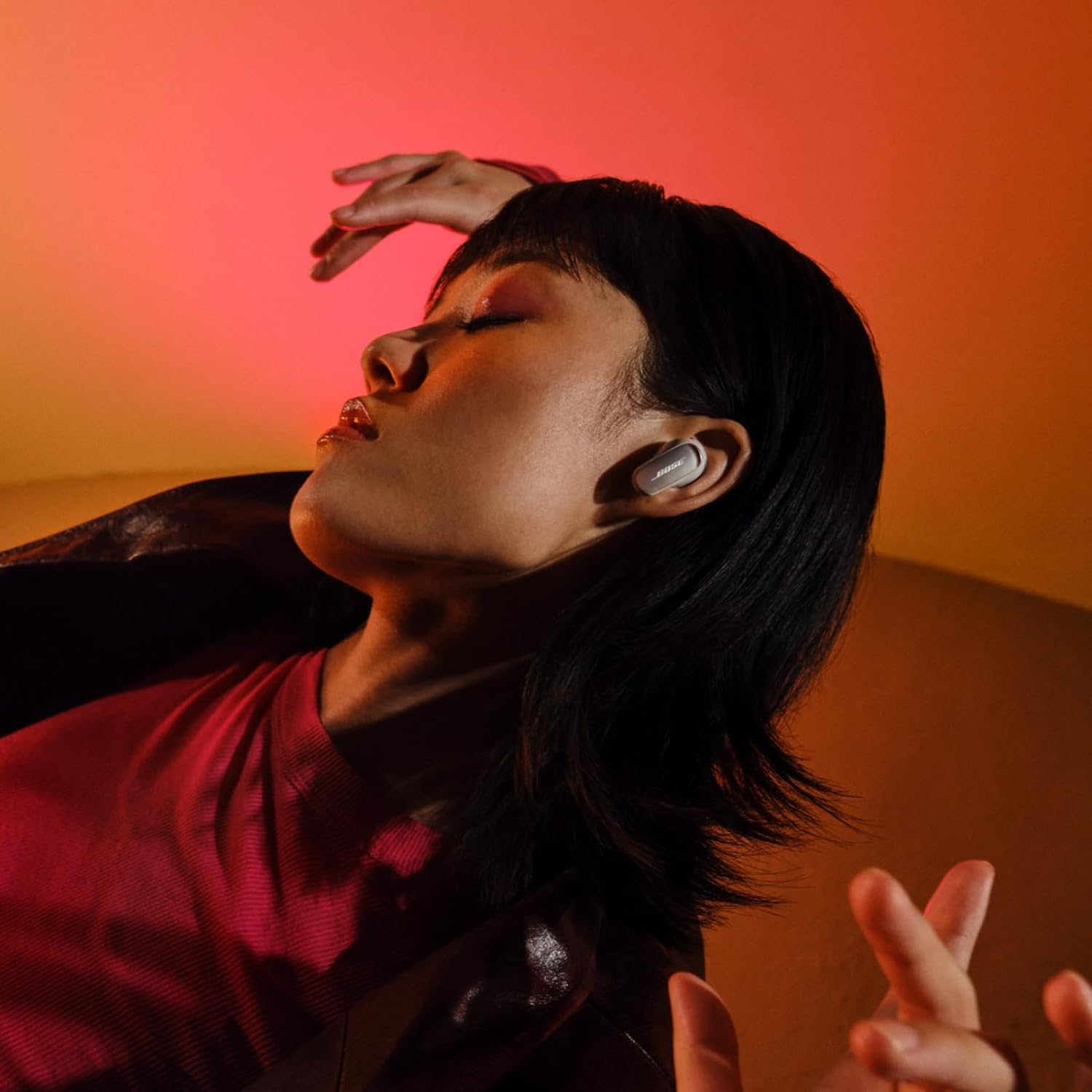 Bose QuietComfort Ultra bezprzewodowe słuchawki douszne Bluetooth, wireless z redukcją szumów, dźwiękiem przestrzennym i światowej klasy systemem redukcji hałasu, Czarny