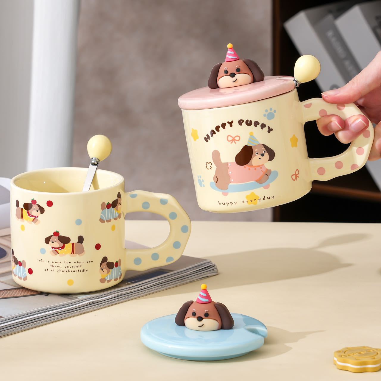 Puppy Pattern Mug with Lid and Handle