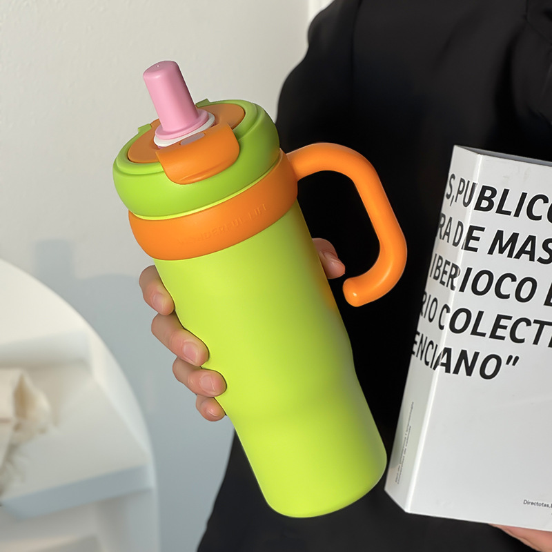 Heart Pattern Straw Water Bottle