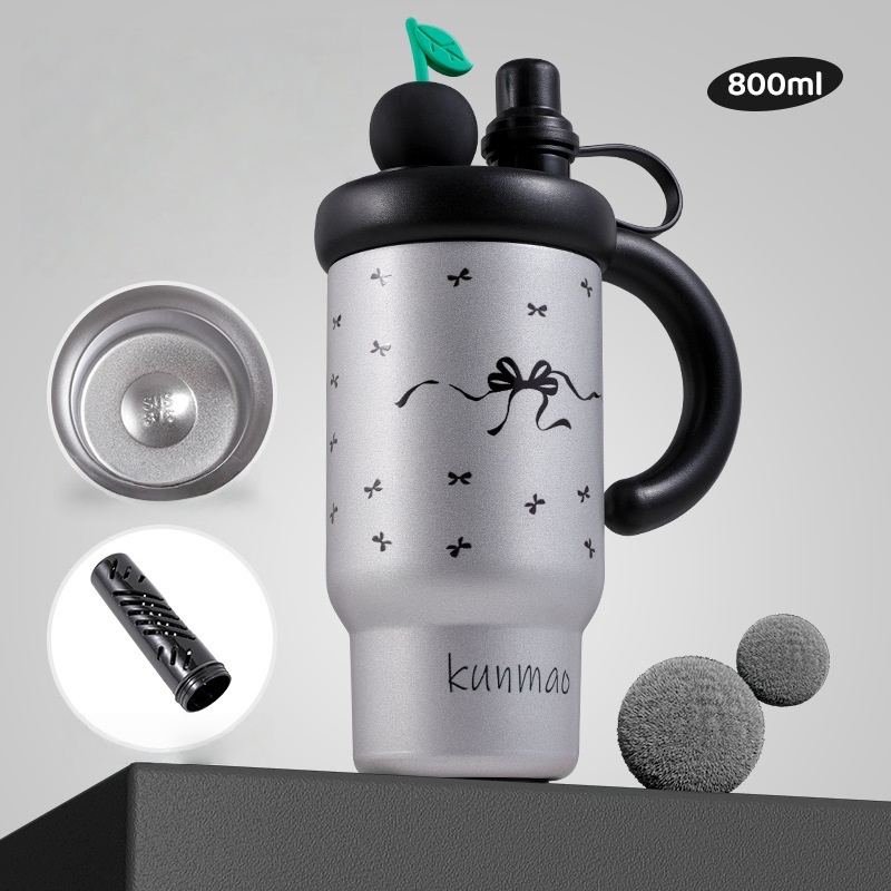 Apple-themed Kids' Straw Cup