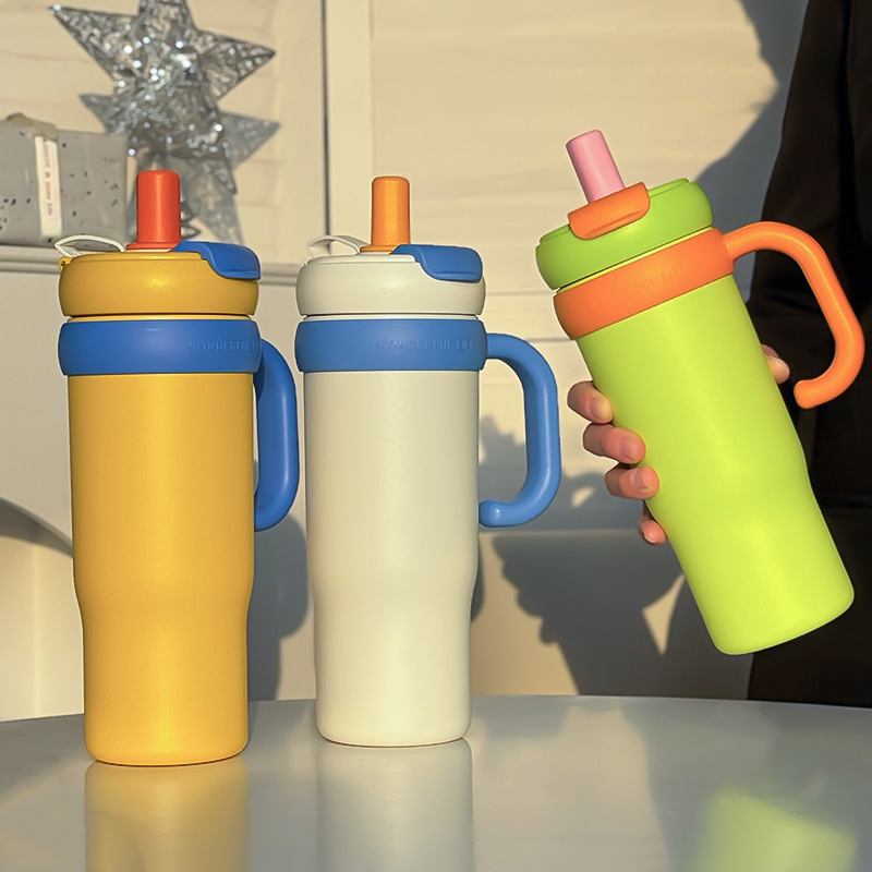 Heart Pattern Straw Water Bottle